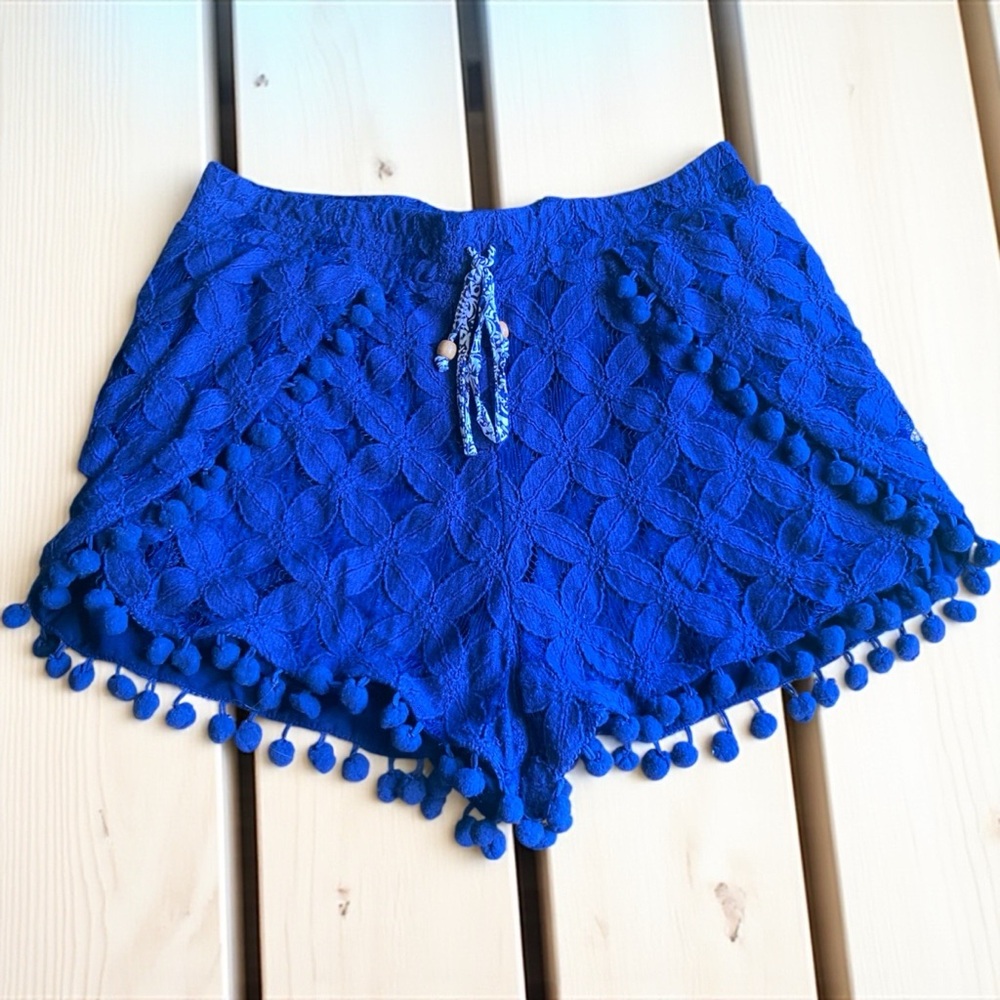 Xhilaration Navy Blue Boho Fringe Shorts Sz Medium Floral Textured Pom Pom Trim